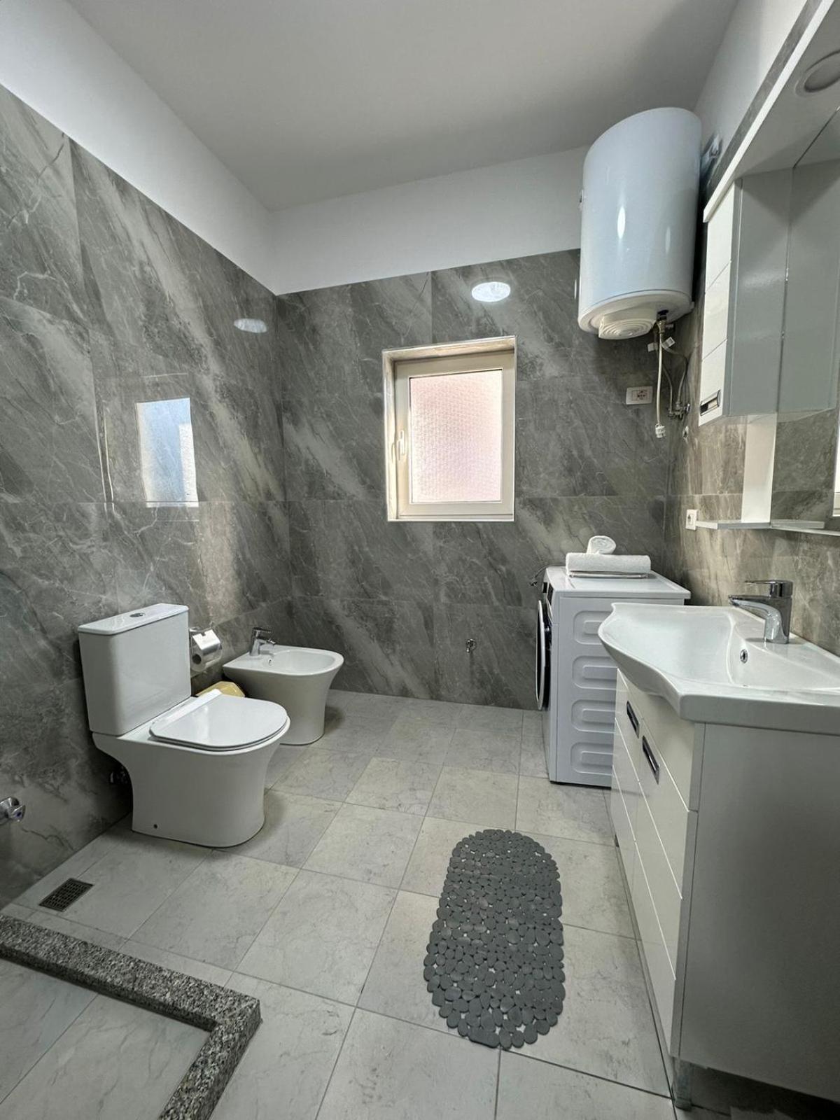 Xhiro N'Shkoder Apartments מראה חיצוני תמונה